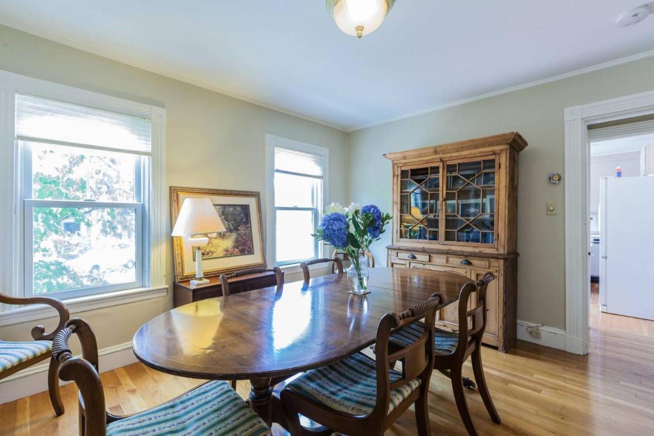Charming Harvard Victorian Cambridge Exterior foto